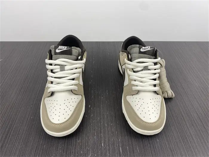Nike SB Dunk 
