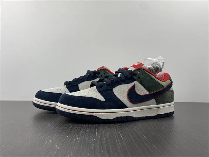 Nike SB Dunk