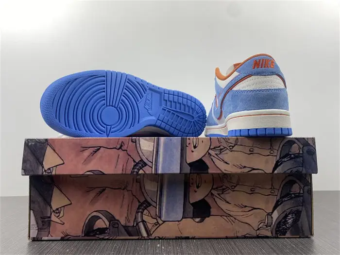Nike SB Dunk 