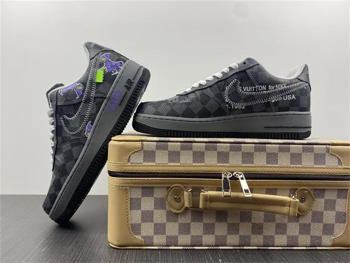 Nike Air Force 1 LV Low