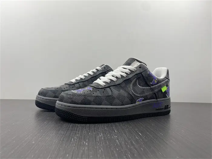 Nike Air Force 1 LV Low