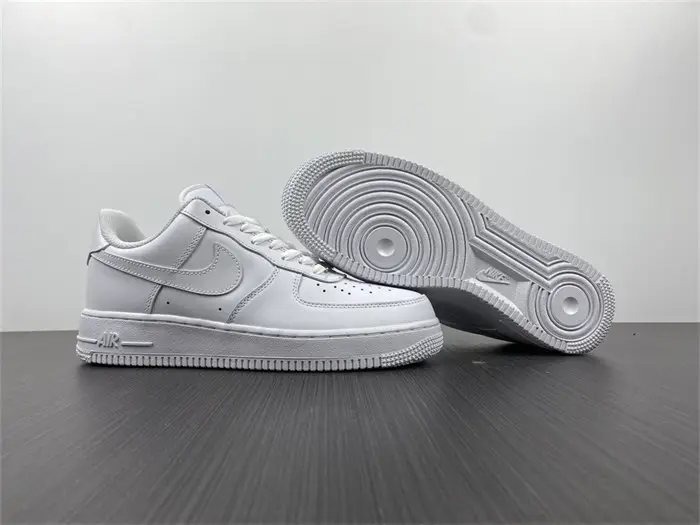 Nike Air Force 1 Low '07 White 