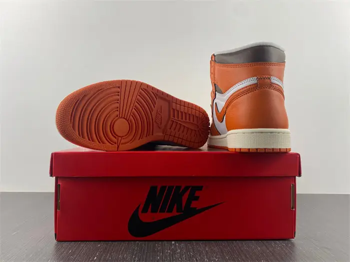Jordan 1 Retro High OG Starfish 