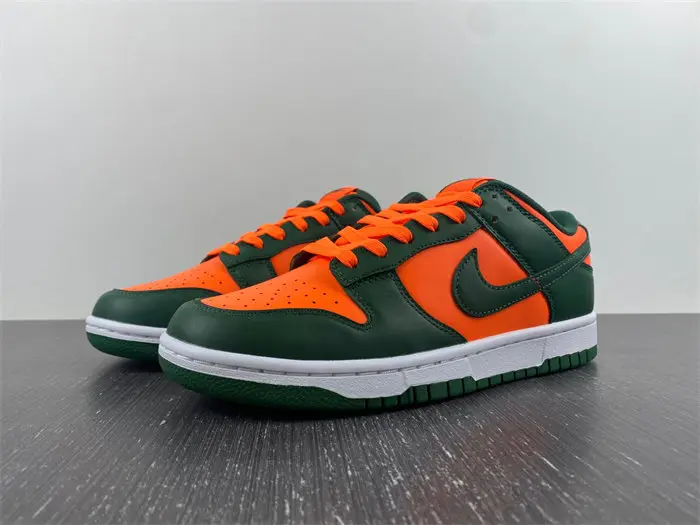 Nike Dunk Low Retro Miami Hurricanes