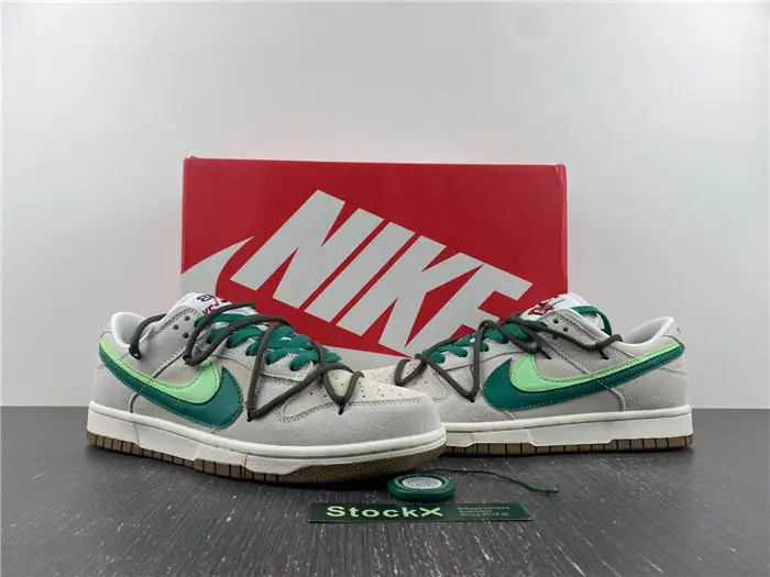 Nike Dunk Low SE 85