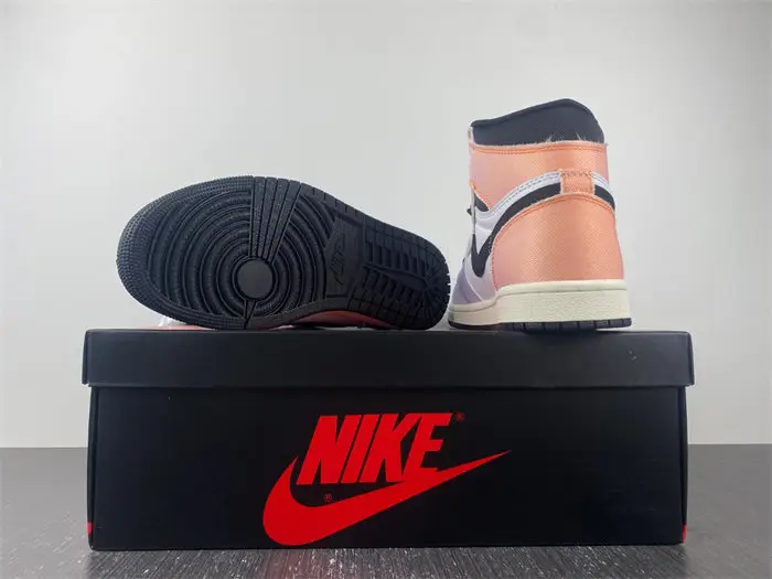 Jordan 1 Retro High OG Skyline 