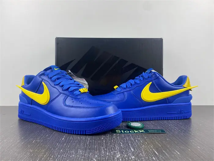 Nike Air Force 1 Low 