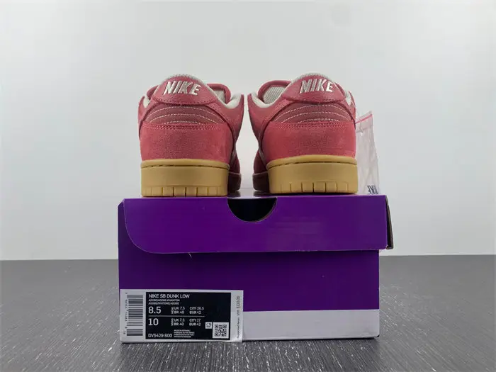 Nike SB Dunk Low Adobe 