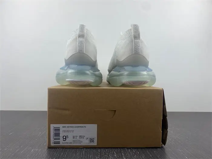 Nike Air Max Scorpion FK White Football 