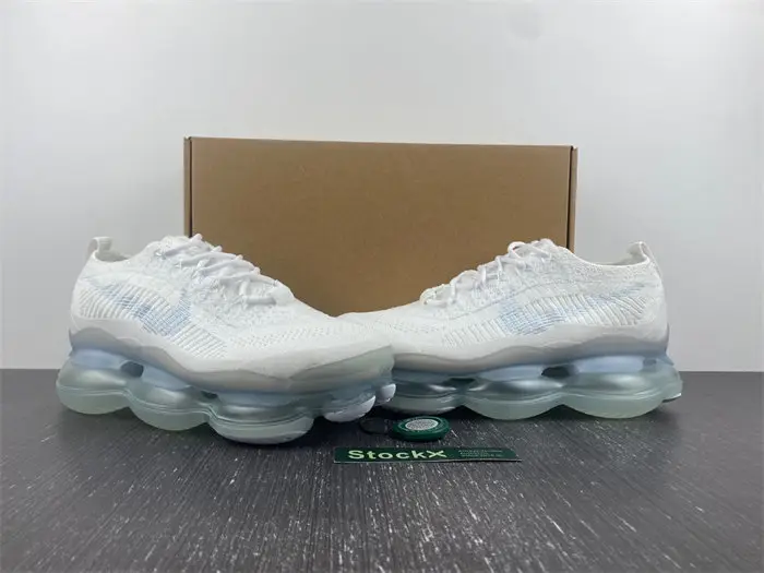 Nike Air Max Scorpion FK White Football 