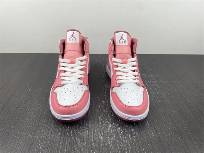 Jordan 1 Mid Valentine's Day 
