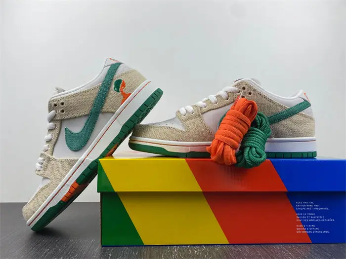 Nike SB Dunk Low Jarritos