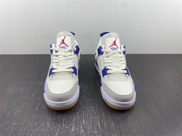 Nike SB x Air Jordan 4 