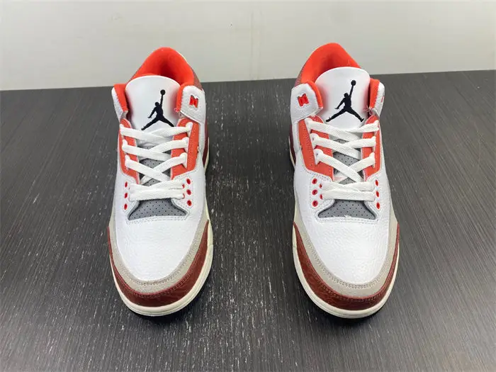 Jordan 3 Retro SE Dunk on Mars 