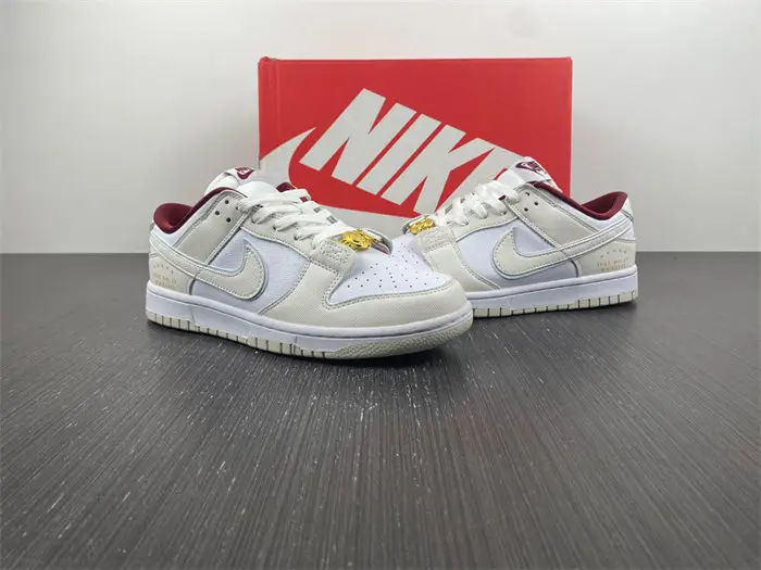 Nike Dunk Low SE Just Do It White Phantom 