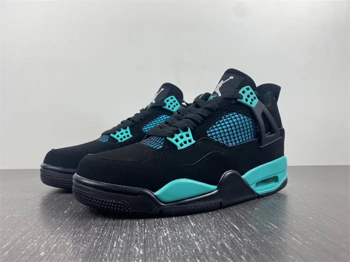 Jordan 4 Retro