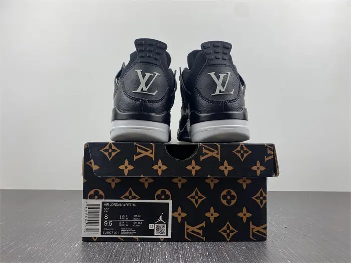 Air Jordan 4 x LV 