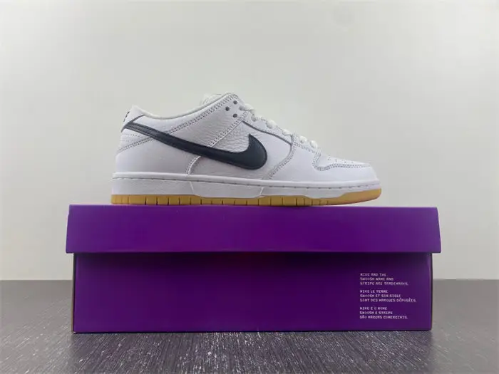 Nike SB Dunk Low Pro White Gum 