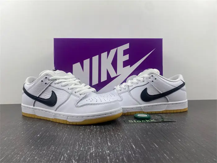 Nike SB Dunk Low Pro White Gum 