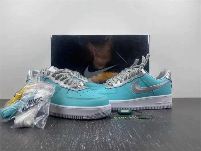 Tiffany & Co. x Nike Air Force 1 Low 