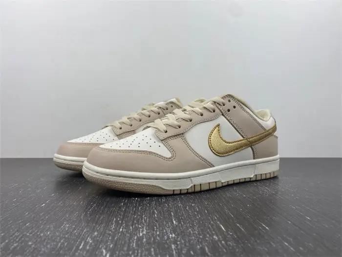 Nike Dunk Low Phantom Metallic Gold