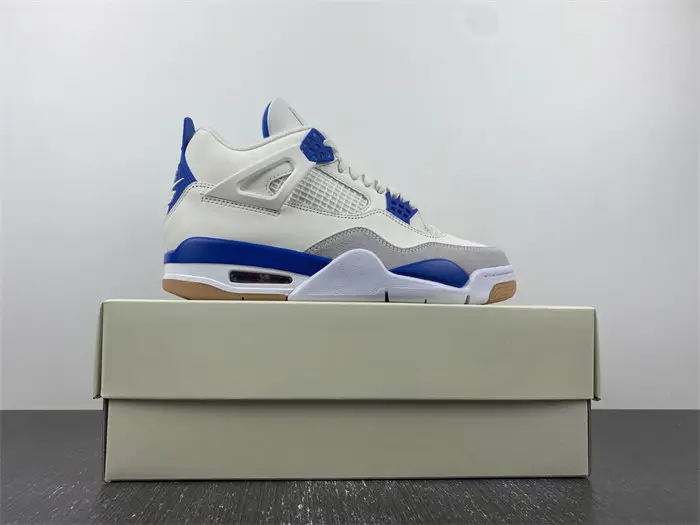 Jordan 4 Retro SB 