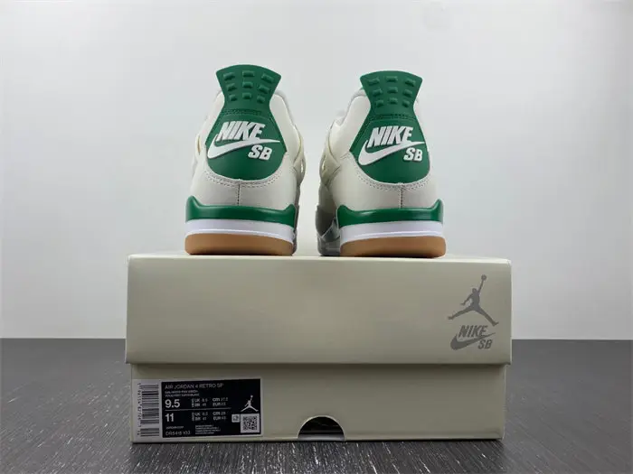 Jordan 4 Retro SB Pine Green 