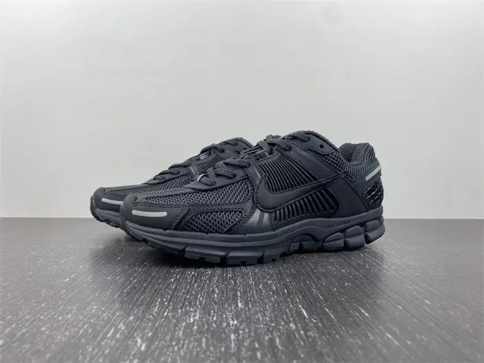 Nike Zoom Vomero 5 SP Anthracite