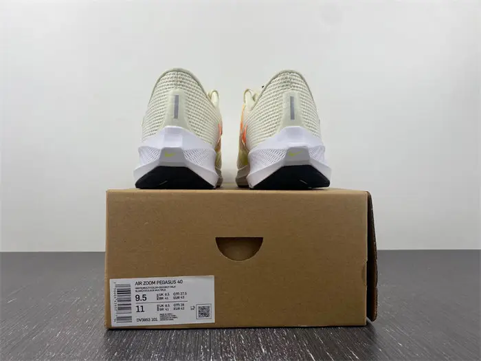 Nike Air Zoom Pegasus 40 Coconut Milk Lime 