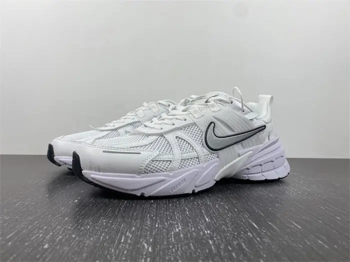 Nike V2K Run Summit White Metallic Silver