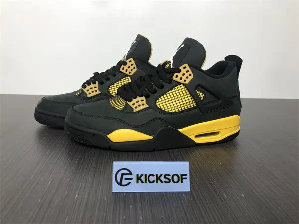 Jordan 4 Retro Thunder