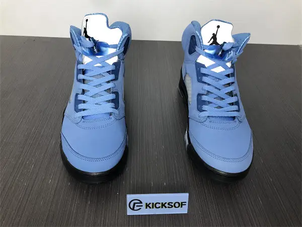 Jordan 5 UNC 