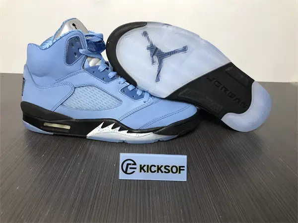Jordan 5 UNC 
