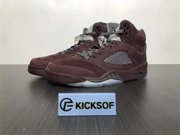 Jordan 5 Retro Burgundy