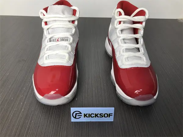 Jordan 11 Retro Cherry 