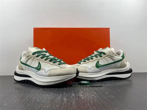 Sacai x VaporWaffle “Tour Yellow 