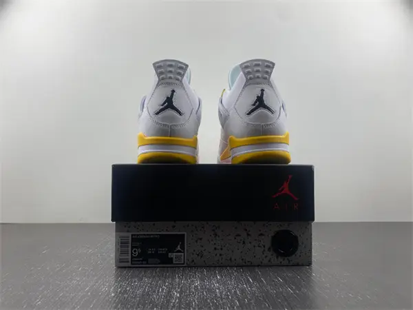 Air Jordan 4 WMNS “VividSulfur” 