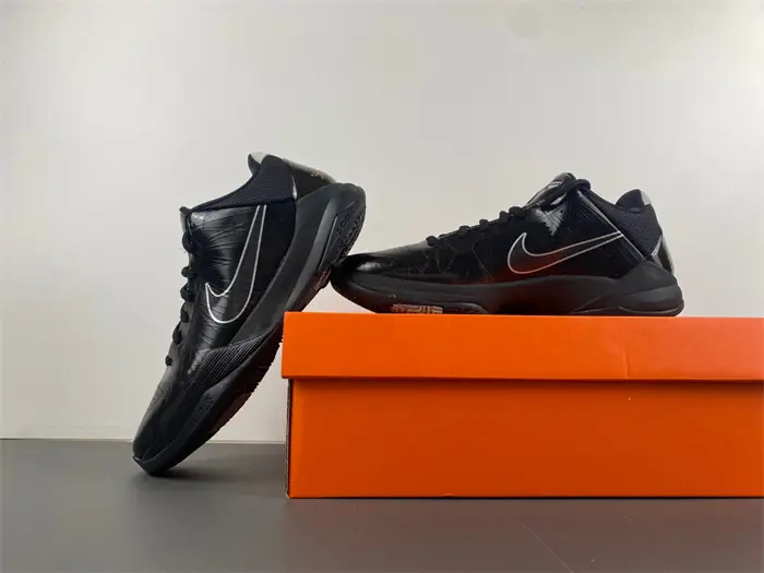 Nike Zoom Kobe V (5) ‘Blackout 