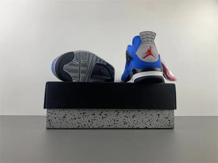 Air Jordan 4 limited 