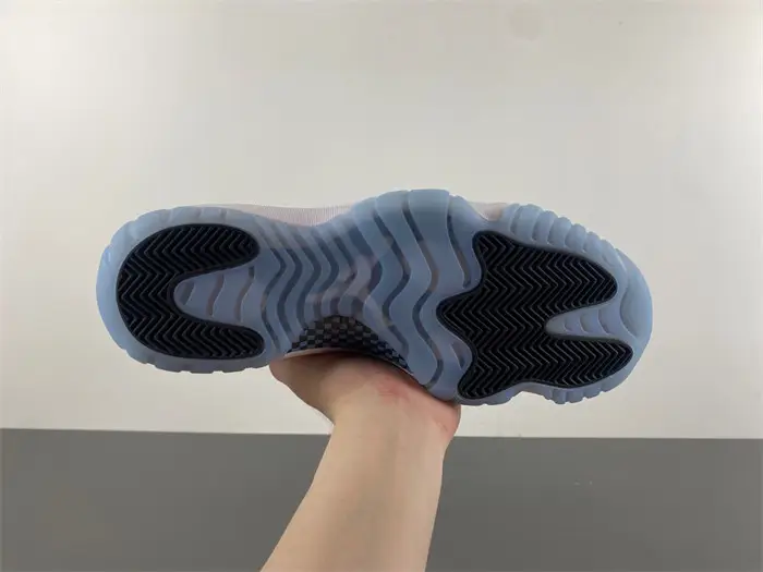 Air Jordan 11 “legend 