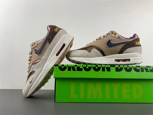 Nike Air Max 1 '87 Premium University of Oregon PE