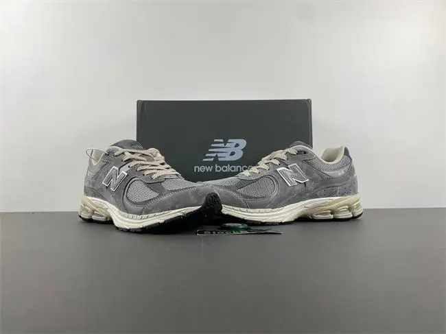 New Balance 2002R Shadow Grey