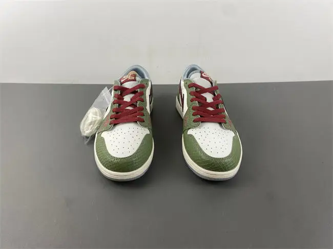 Air Jordan 1 Retro Low OG Year of the Dragon 