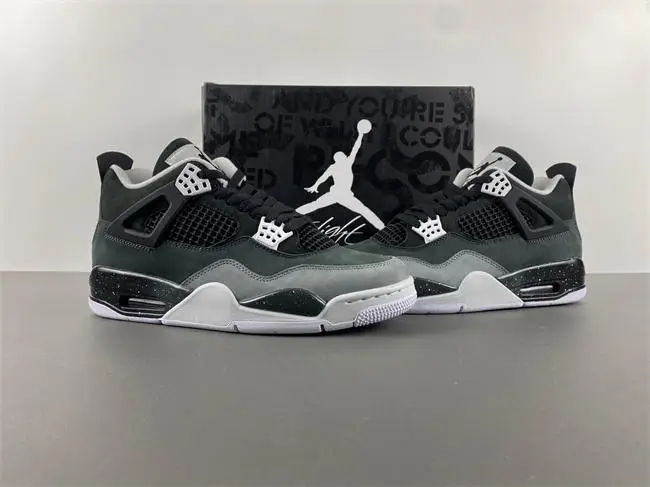 Air Jordan 4 “Fear 