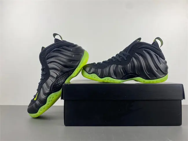 Nike Air Foamposite One “Volt” 