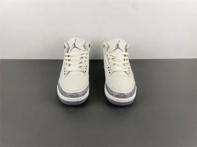 Air Jordan 3 “Sail Metallic Silver” 