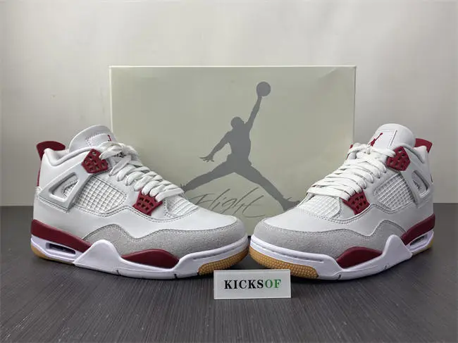 Nike SB x Air Jordan 4