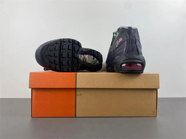 Corteiz x Air Max 95 SP “Pink 