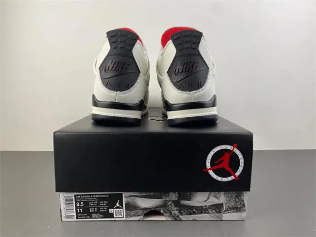 Air Jordan 4“Flight Club” Sail Black-University 