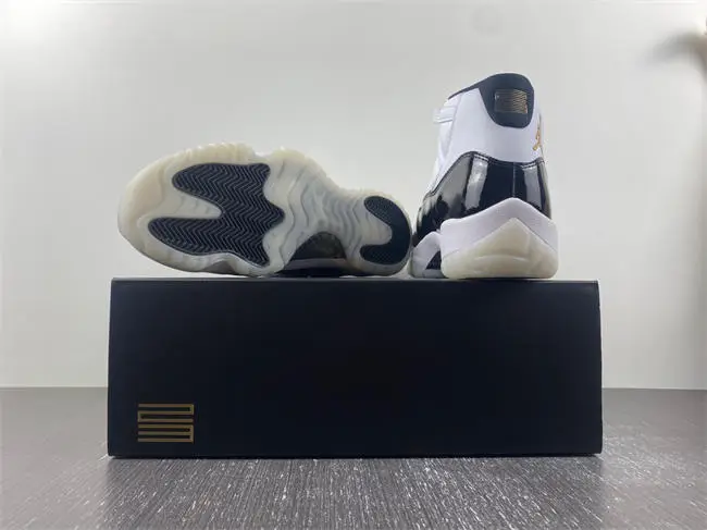 Jordan 11 Retro DMP Defining Moments 